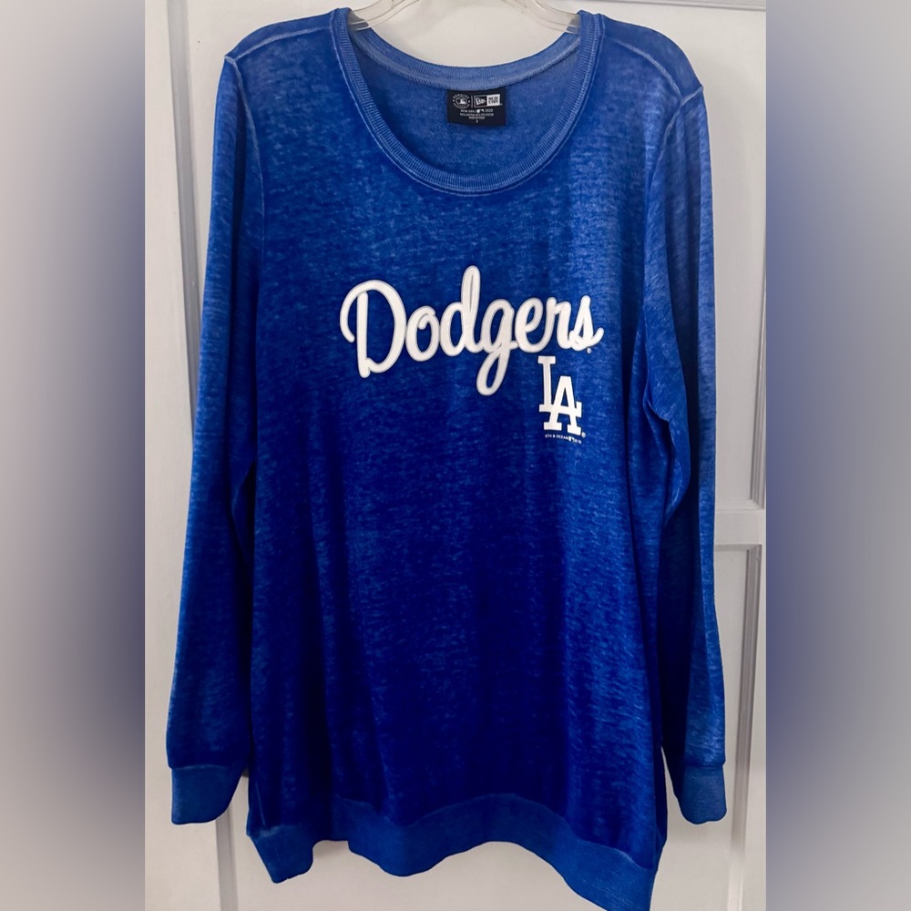 New Era Genuine Merchandise - Dodgers blue Long Sleeve Tee Cotton mix. Comfy fit
